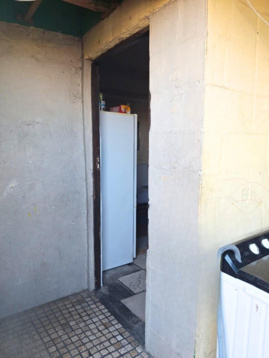 1 Bedroom Property for Sale in Wesbank Western Cape